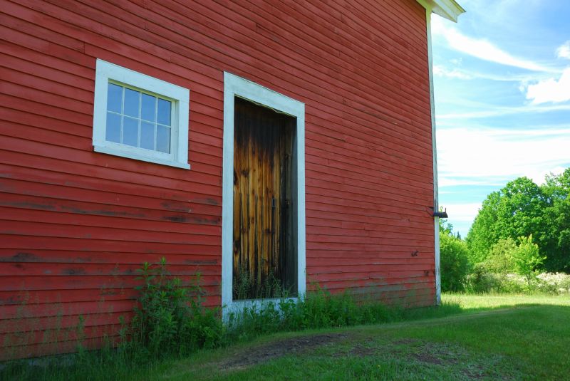 Wood Barn Siding Installation in Washington County, RI