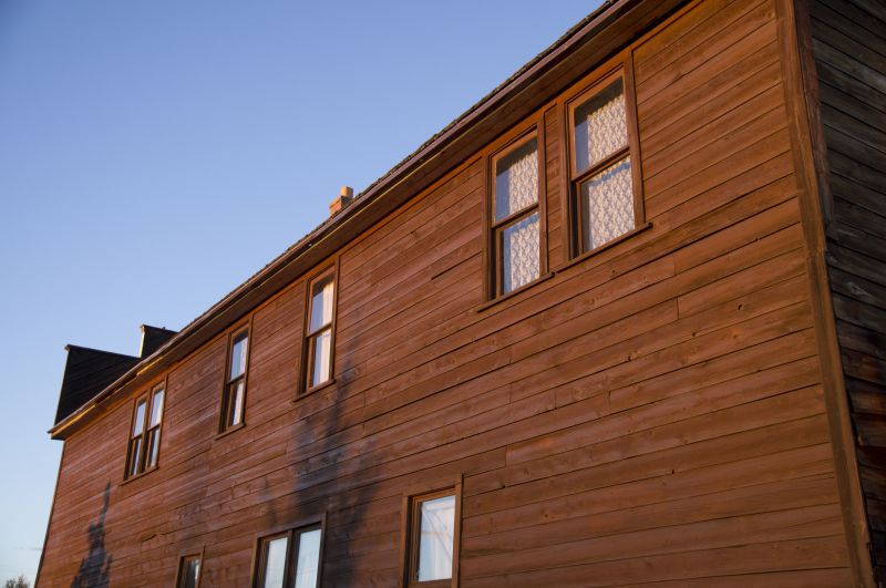 Wood Plank Siding Installation in Washington County, RI